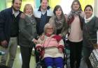EL INTENDENTE CRAVERO ENTREGÓ UNA SILLA DE RUEDAS MOTORIZADA Y FESTEJÓ EL DÍA DEL AMIGO EN EL HOGAR DE ANCIANOS MUNICIPAL