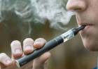 Fumaba un cigarrillo electrónico, le explotó y murió