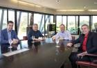 El gobernador Juan Schiaretti recibió al electo intendente de Arroyito Gustavo Benedetti 