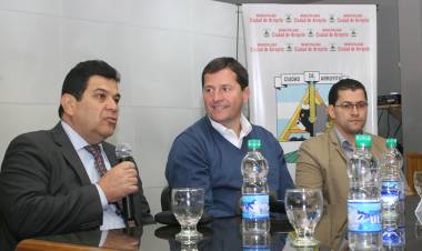 ARROYITO RECIBE AL DESTACADO PROF. RICARDO VARGAS GONZALES DE COSTA RICA, JORNADAS INTENSAS DE CAPACITACIÓN PARA LA BANDA SINFÓNICA