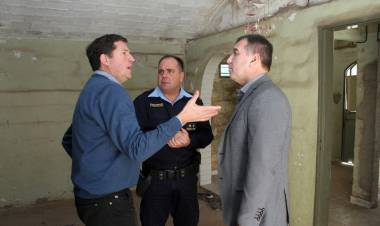 EL JEFE DE LA DEPARTAMENTAL NORTE VISITÓ ARROYITO Y CONFIRMO LA TAN ESPERADA PUESTA EN MARCHA DEL COMANDO POLICIAL EN EL SECTOR SUR