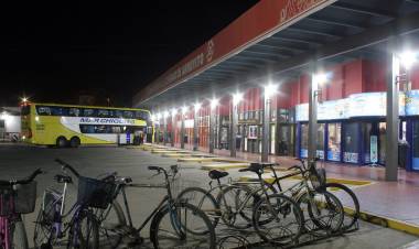 Importantes de trabajos en iluminación en la Terminal de Ómnibus