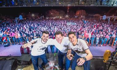 Arroyito, la Fiesta de la Primavera  más convocante de la región