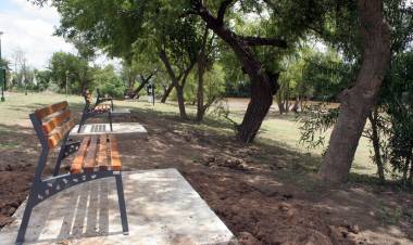 EL MUNICIPIO DE ARROYITO SIGUE RECUPERANDO SU BALNEARIO MUNICIPAL  INAUGURACIÓN QUINCHOS MUNICIPALES