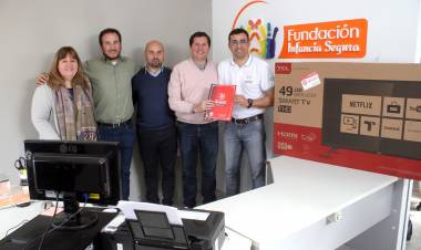 EL INTENDENTE CRAVERO SE REUNIÓ CON IVÁN ORELLANO  PTE. FUNDACIÓN INFANCIA SEGURA