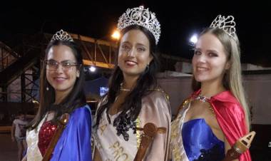 Nuestras soberanas en el Festi-Bal