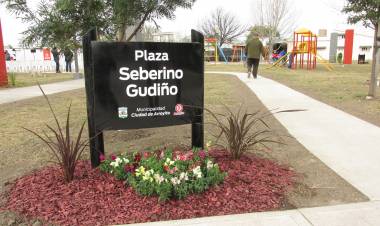 Arroyito: Sigue recuperando espacios públicos  Se inauguró  la Plaza Seberino Gudiño