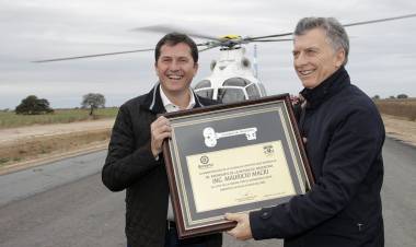El Presidente Macri y el Intendente recorrieron la obra de la Autopista Ruta Nacional 19