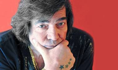 Murió Cacho Castaña