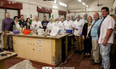 Gran Producción Municipal de Alcohol en disolución y en gel