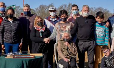 HOMENAJE A JESÚS FERNANDO VIDELA DURANTE LA APERTURA DEL TORNEO DE FÚTBOL DE LA LIGA REGIONAL DE SAN FRANCISCO