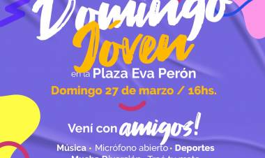 DOMINGO JOVEN EN LA PLAZA EVA PERÓN