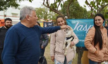 ARROYITO CELEBRÓ EL DÍA DEL ANIMAL CON UNA HERMOSA TARDE EN FAMILIA
