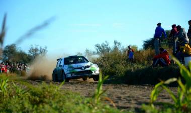 ROTUNDO ÉXITO DE LA SEGUNDA FECHA DEL RALLY PROVINCIA: GRAN MOVIMIENTO ECONÓMICO Y TURÍSTICO EN ARROYITO