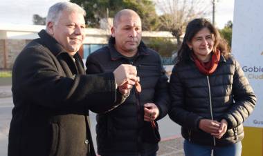 ARROYITO CONCRETA LA REPARACIÓN HABITACIONAL A HÉROES DE MALVINAS