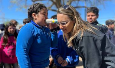 LA BIBLIOTECA LLEVÓ ADELANTE EN FORMA MANCOMUNADA CON INSTITUCIONES EDUCATIVAS EL CIERRE DE LA MARATÓN NACIONAL DE LECTURA