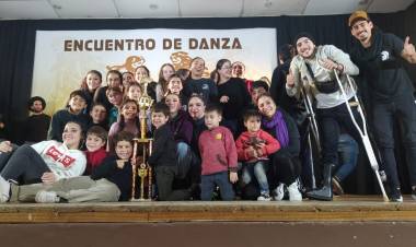 ESCUELA MUNICIPAL DE DANZAS: POR TERCER AÑO CONSECUTIVO GANADORES DE LA COPA CHALLENGER