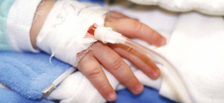 Son cuatro los niños muertos por la angina bacteriana