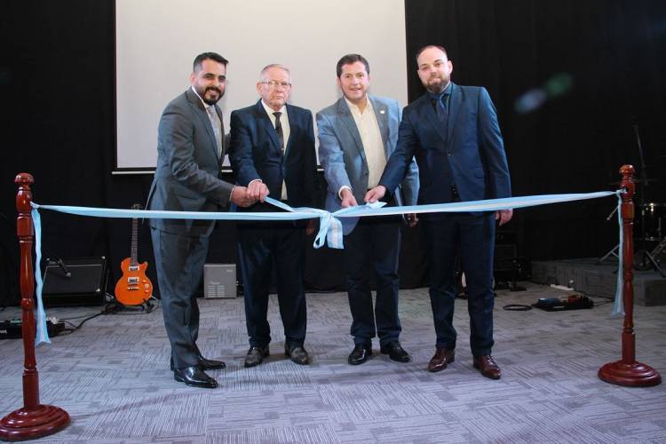 El Intendente participó de la re inauguración de la Iglesia el Tabernáculo 
