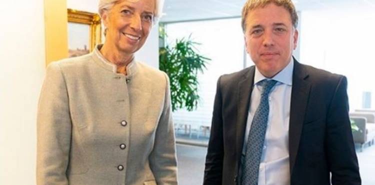 Acuerdo con el FMI  El Gobierno venderá 9.600 millones de dólares hasta fin de año para evitar fuertes subas