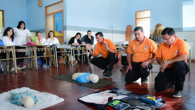 Capacitación de Defensa Civil para Docentes de nivel Primario