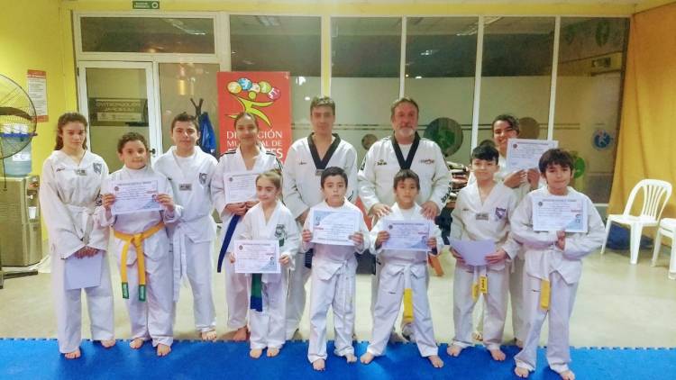 Muchas actividades deportivas en el Polideportivo Municipal