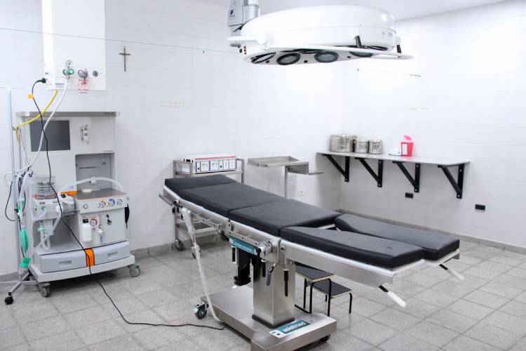 ARROYITO INAUGURÓ SU SEGUNDO QUIRÓFANO CON UNA INVERSIÓN APROXIMADA DE $2.500.000,00