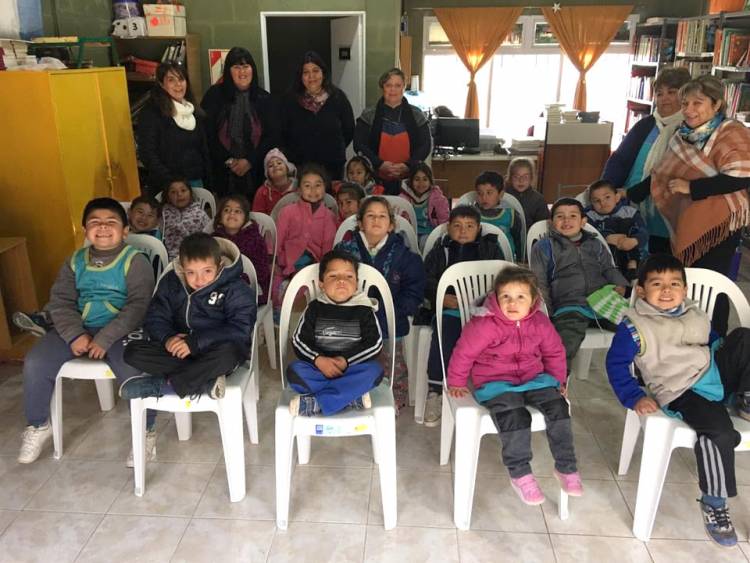 Visita al anexo de la Biblioteca El Fuertecito