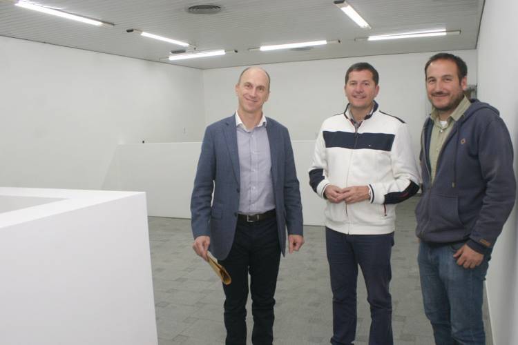 SE FIRMÓ EL COMODATO  ENTRE EL MUNICIPIO Y PAMI, CADA VEZ MAS CERCA LA INAUGURACIÓN DE LA NUEVA SEDE