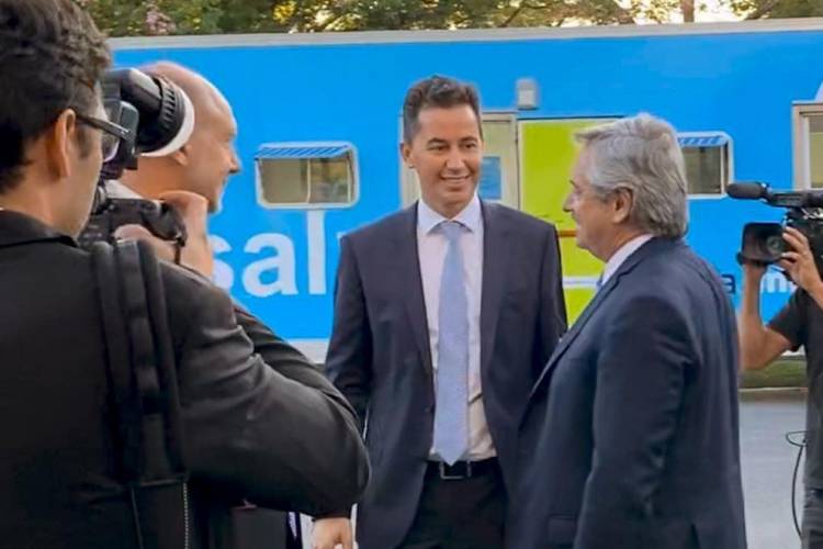 Manuel Calvo participó del relanzamiento del programa Remediar en Olivos