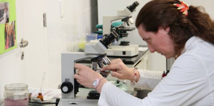 COVID-19: Córdoba ya realiza las pruebas en el Laboratorio Central