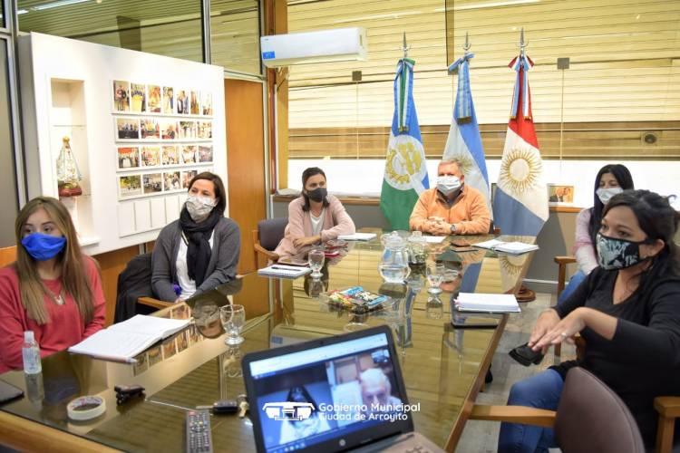 IMPORTANTE REUNIÓN VIRTUAL DEL INTENDENTE MUNICIPAL CON FRANCESCO TONUCCI