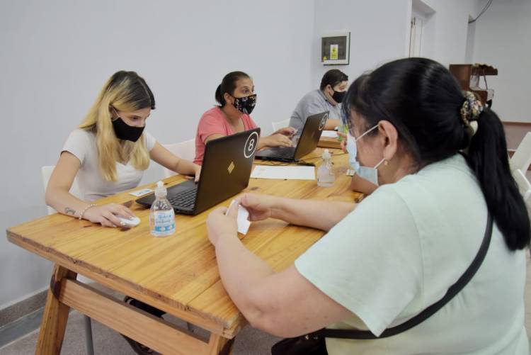 410 MAYORES DE 70 AÑOS YA SE HAN INSCRIPTO EN EL CIDI CON AYUDA MUNICIPAL