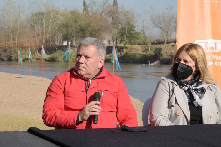 EL MUNICIPIO DE ARROYITO INVITA A INVERTIR EN LA COSTA DEL XANAES 