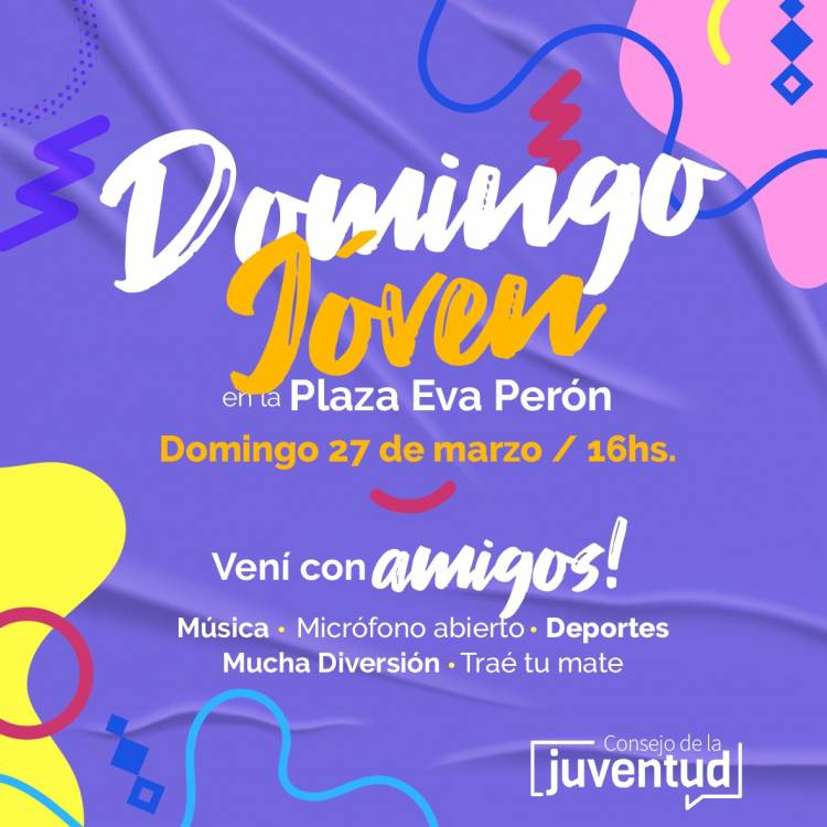 DOMINGO JOVEN EN LA PLAZA EVA PERÓN
