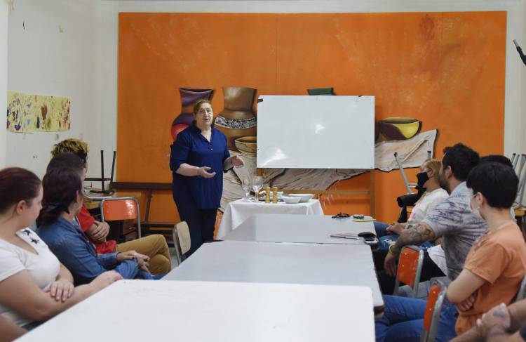 DIERON COMIENZO DOS NUEVOS CURSOS DE OFICIO