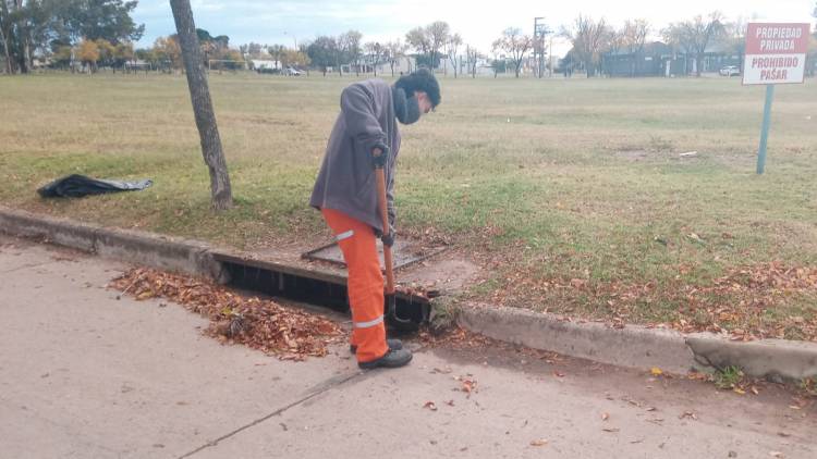 EL MUNICIPIO SE ENCUENTRA REALIZANDO EL MANTENIMIENTO DE DESAGÜES Y BOCAS DE TORMENTAS