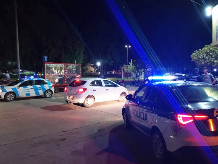 CONTINÚAN LOS CONTROLES DE ALCOHOLEMIA, DE VELOCIDAD Y RUIDOS MOLESTOS POR SEGURIDAD CIUDADANA Y LA POLICÍA