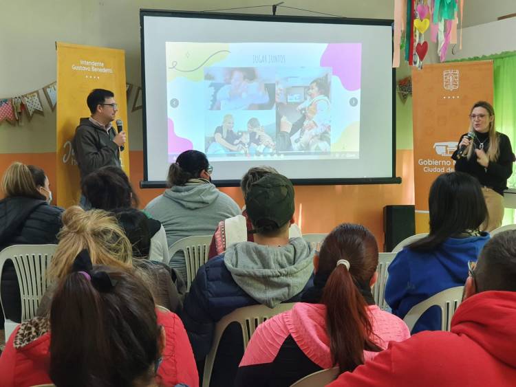 SE LLEVÓ A CABO EL TALLER “VÍNCULOS RESPONSABLES” DEL PROGRAMA DESDE CERO A SIEMPRE