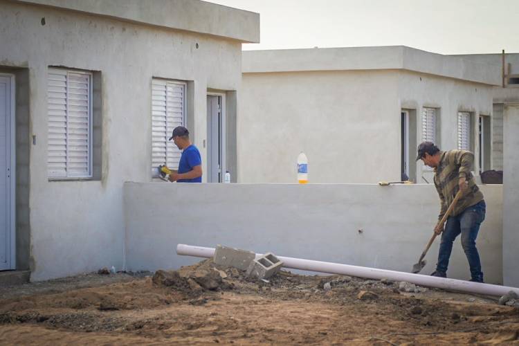 EL GOBIERNO AVANZA CON LOS PLANES DE VIVIENDAS, 42 VIVIENDAS EN PLENA EJECUCIÓN