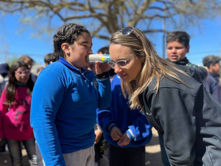LA BIBLIOTECA LLEVÓ ADELANTE EN FORMA MANCOMUNADA CON INSTITUCIONES EDUCATIVAS EL CIERRE DE LA MARATÓN NACIONAL DE LECTURA