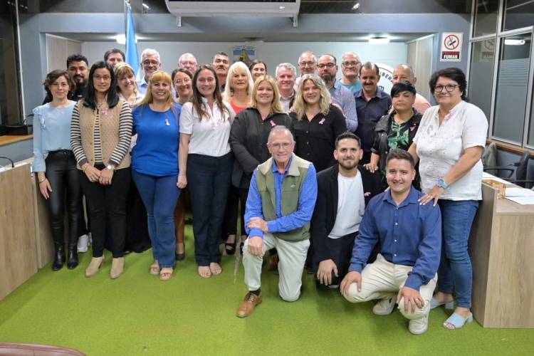 SE APROBÓ POR UNANIMIDAD EL PROYECTO «DECLÁRASE DE INTERÉS MUNICIPAL, LEGISLATIVO AL TRABAJO ESPIRITUAL Y SOCIAL DE LAS Y LOS PASTORES DE LAS IGLESIAS EVANGÉLICAS Y PROTESTANTES DE NUESTRA CIUDAD»