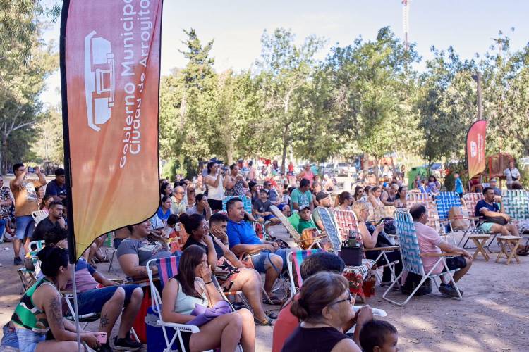 DISFRUTA UN VERANO LLENO DE ACTIVIDADES EN LAS COSTAS DEL XANAES