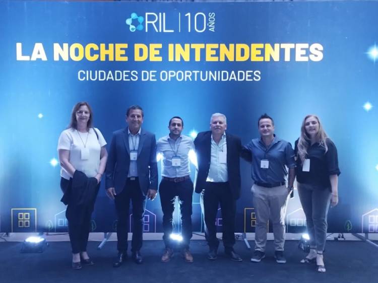 EL INTENDENTE BENEDETTI AFIANZA SU VÍNCULO CON INTENDENTES DE LA PROVINCIA
